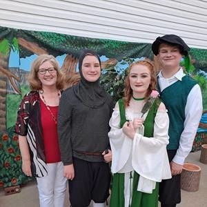 Meet your Posher, Amy